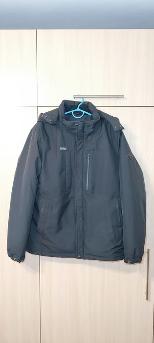 Тепла     куртка