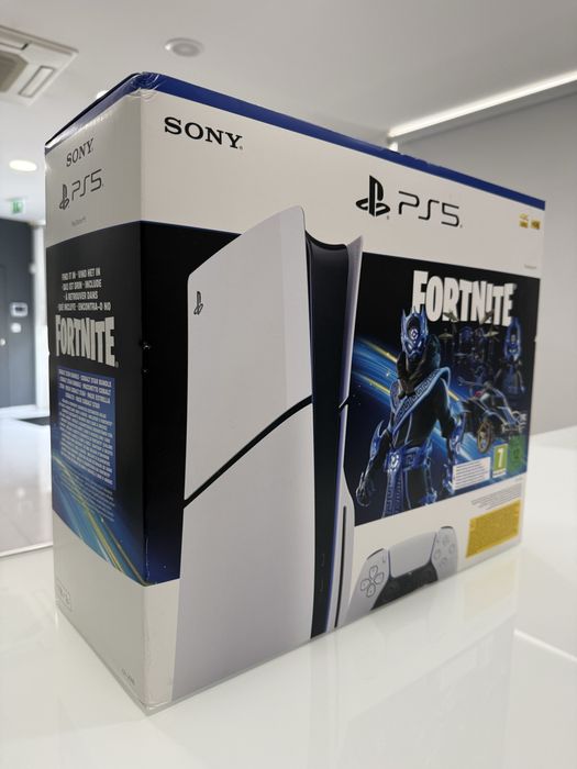 Consola Ps5 standart slim com jogo fortnite