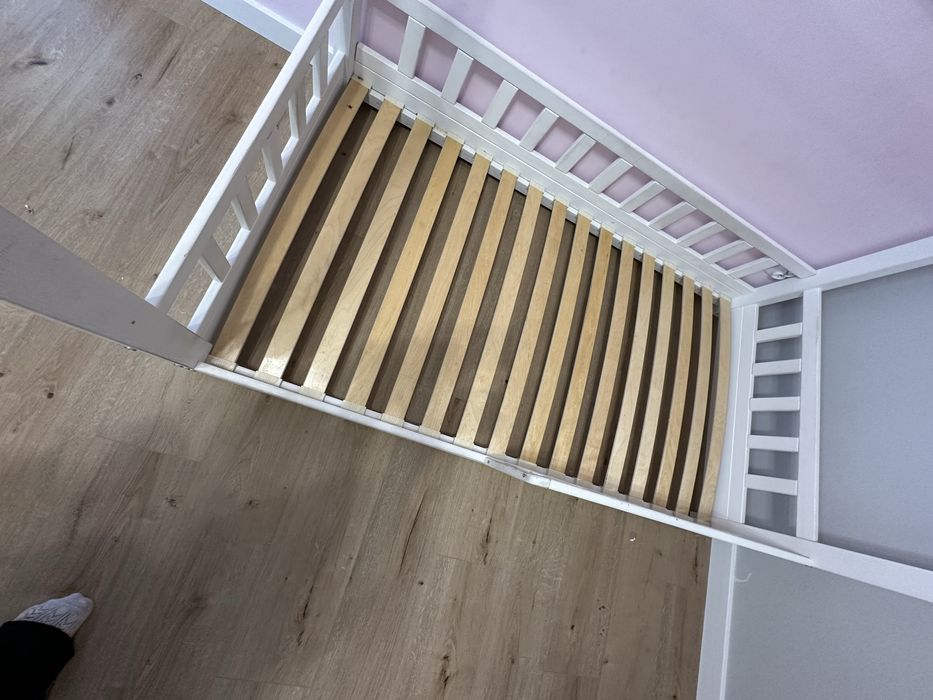 Drewniane łóżko domek 90 x160