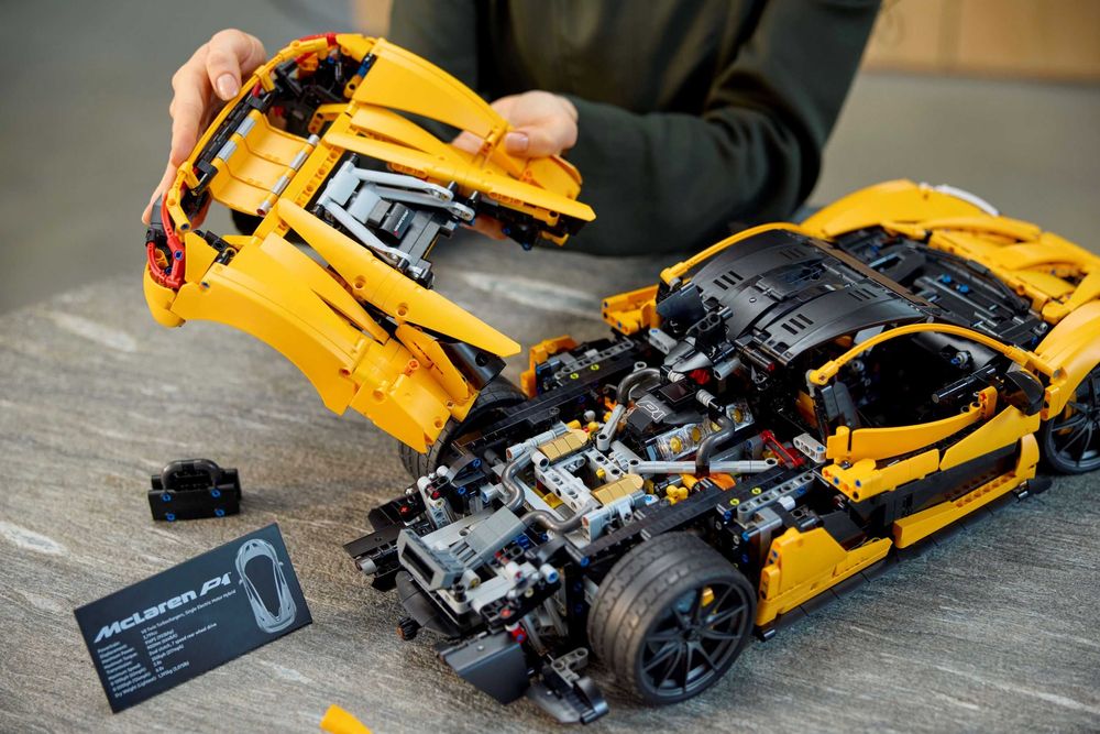 Klocki McLaren P1 z pudełkiem (42172)
