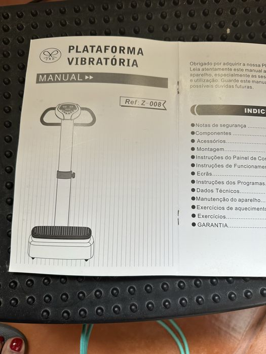 Plataforma vibratória para massagem refirmante