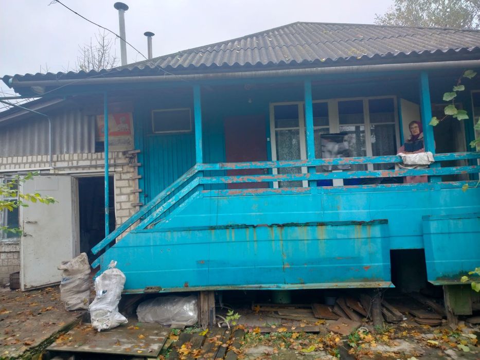 Продаж просторого будинку