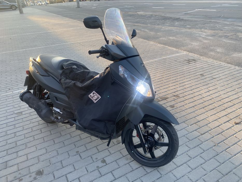 Продам максіскутер SYM Citycom 300i (2016)