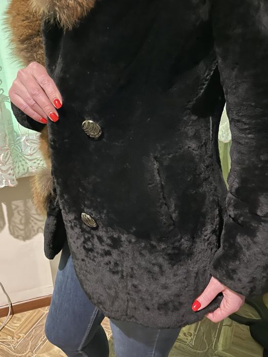 Натуральная шуба из мутона. Размер 44-46