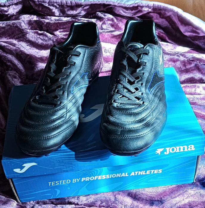 Vendo chuteiras da marca joma