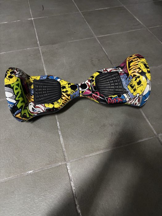 Hoverboard com carregador – preço baixo para desocupar