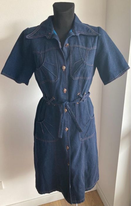 Sukienka jeansowa z wiązaniem w talii