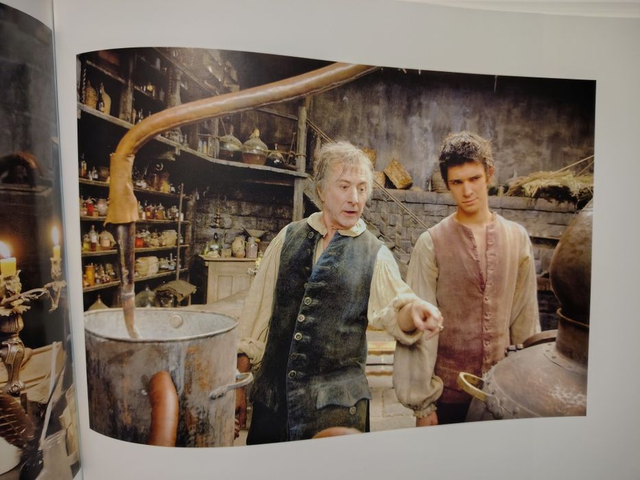 Парфюмер книга + книга про фільм (російською)