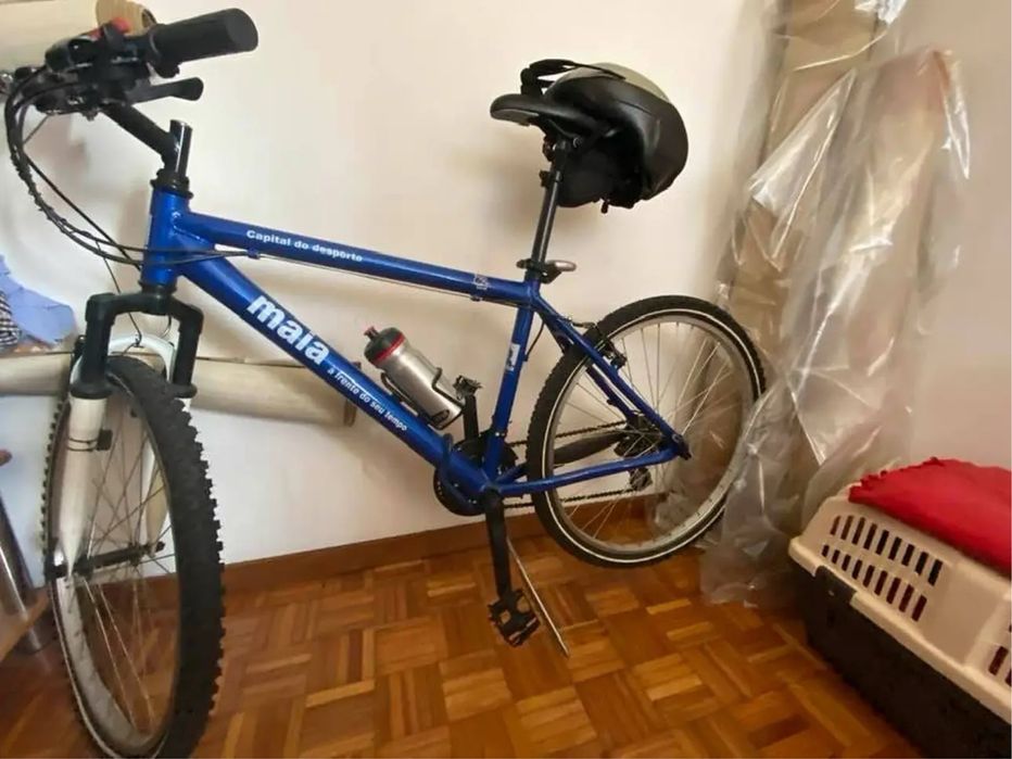 Bicicleta + equipamento + acessórios + ferramentas