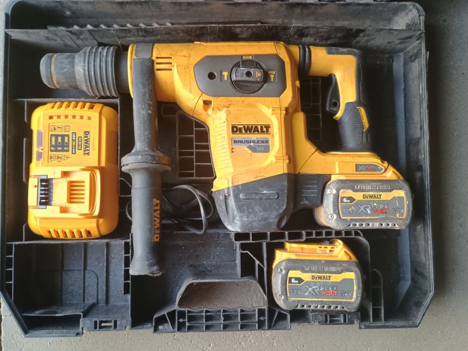 Młot udarowo-obrotowy DeWalt DCH 481 54 V Flexvolt