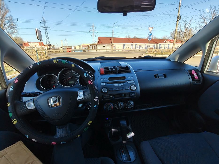 Продам авто Honda Jazz 2002