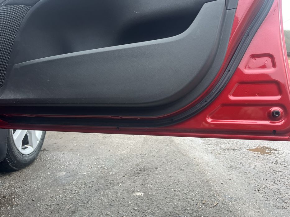 Toyota Auris 2012 (автомат)