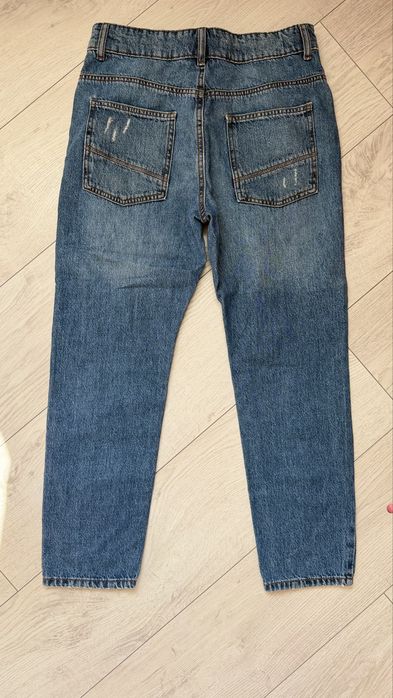 Продам нові джинси Reserved на хлопчика 152см