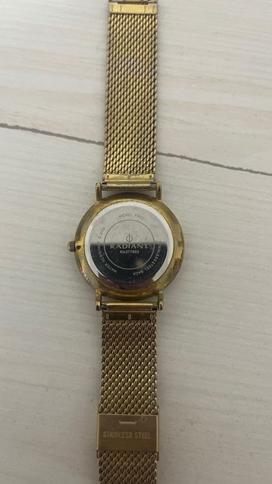 Relógio Radiant RA377602 | Feminino | Dourado | Precisa de pilha