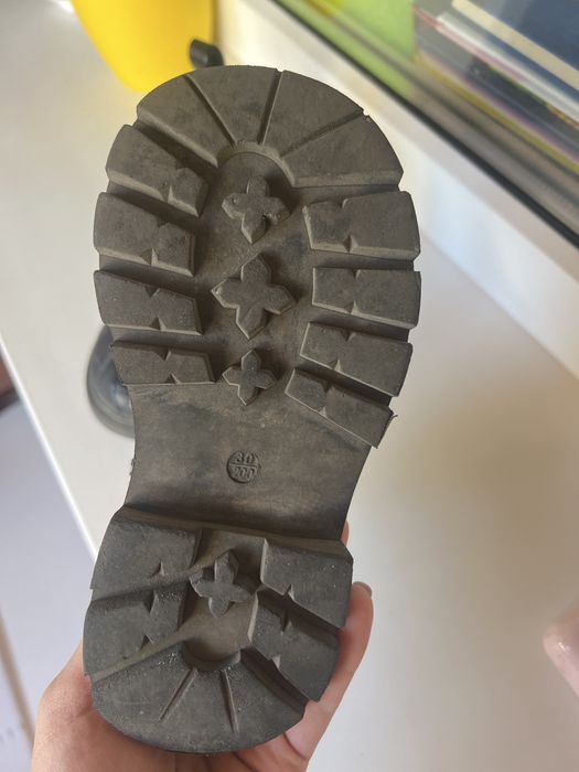 Черевики на дівчинку