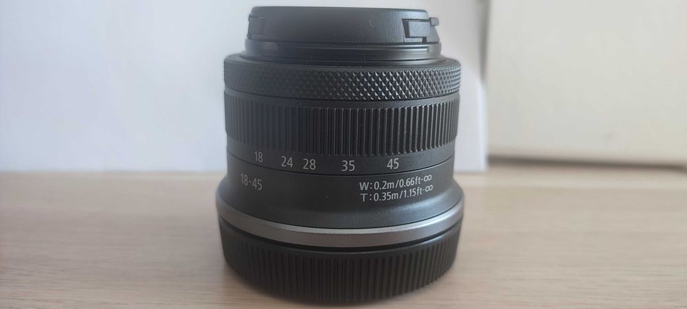 Objectiva Canon RF-S 18-45mm F4.5-6.3 IS STM