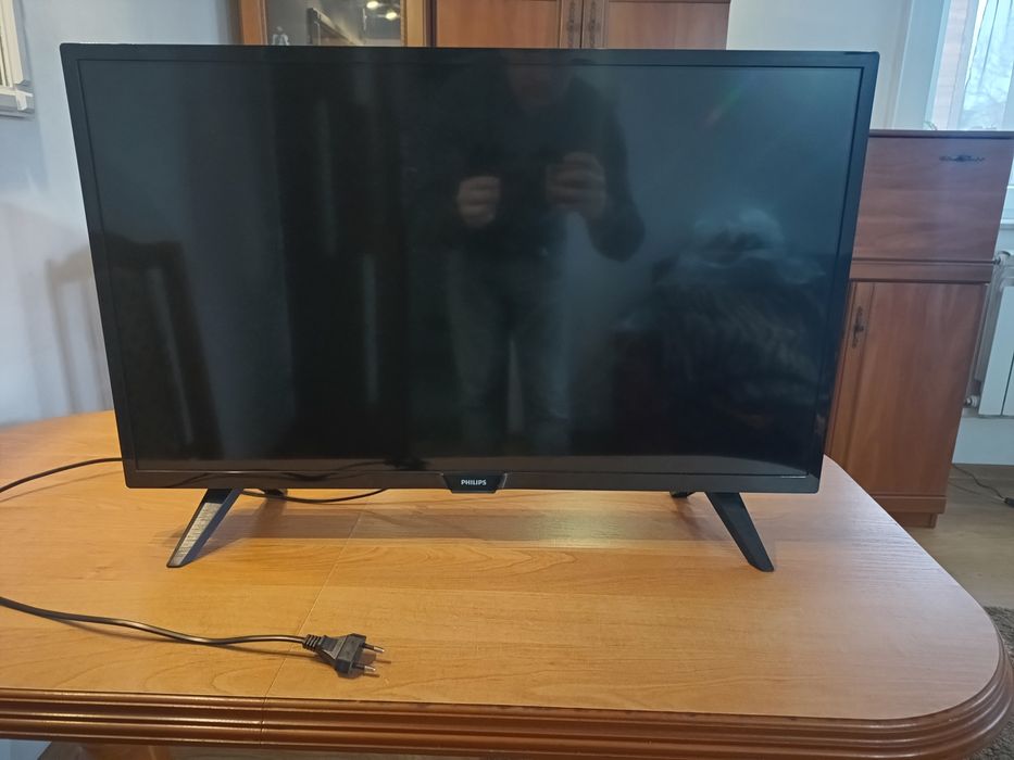 Telewizor LED Philips 32 z wbudowanym tonerem DVB-T 2