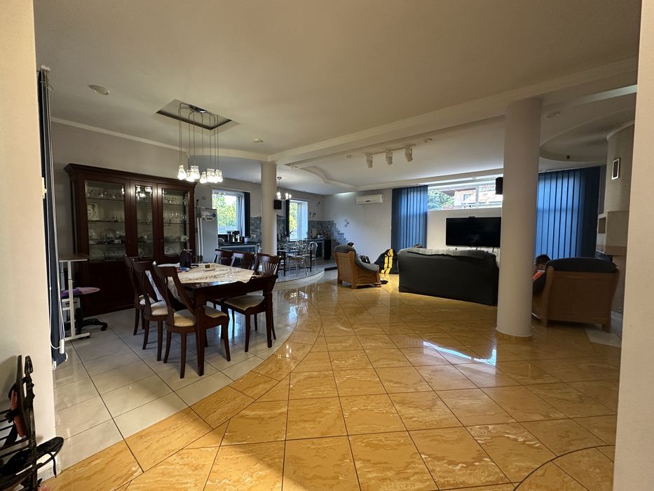 Ексклюзивний будинок на продаж в м. Ужгород