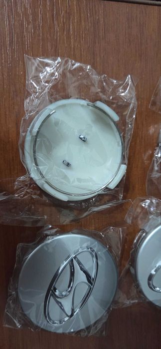 Продам ковпачки на диски Hyundai