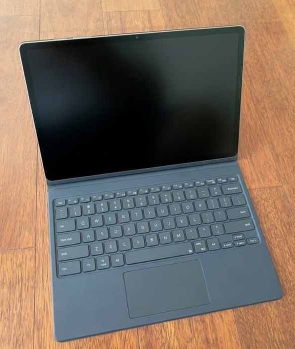 Samsung Galaxy Tab S9 FE Plus z etui book cover / klawiatura / pen