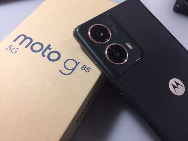 BAIXA DE PREÇO Moto G85 5g IMPECÁVEL 24Gb de Ram e 256Gb na GARANTIA