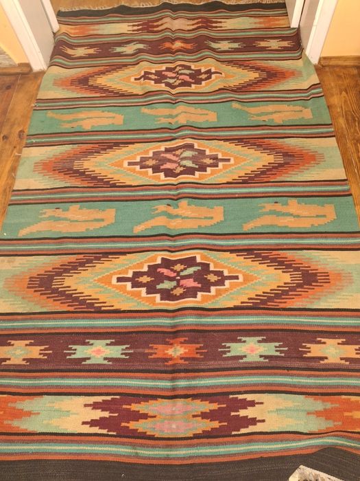 Килими різні от 300 до 600грн