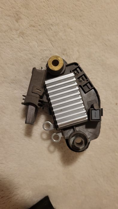 Regulator napięcia bmw e46 e30 e36 e90 e34 e39 e38