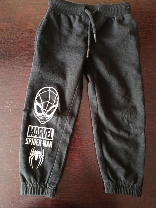 Komplet dresowy przebranie/kostium Spider-Man/Spin MARVEL rozm. 98