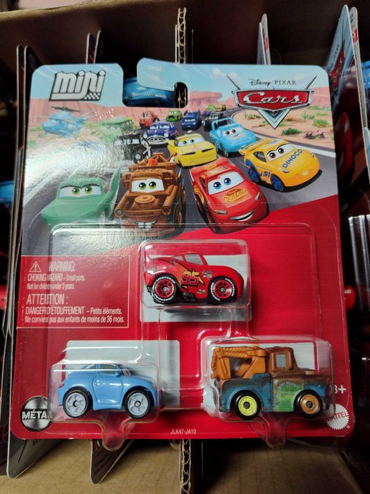 Sally zygzak McQueen Złomek cars auta Disney mattel