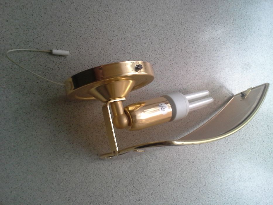 Kinkiet kolor złoty