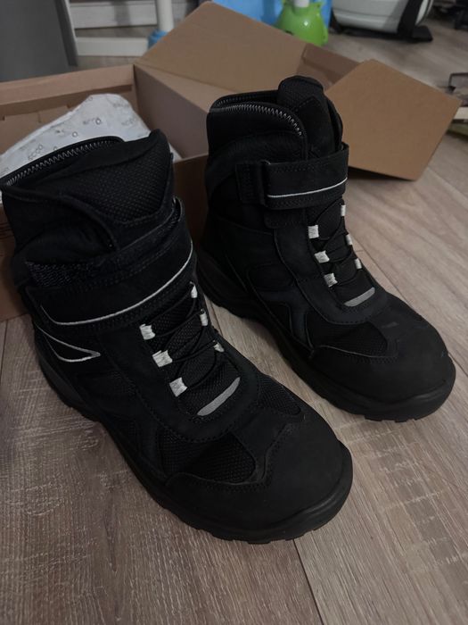 ECCO SNOW MOUNTAIN K IS LACE черевики зимові 39 розмір
