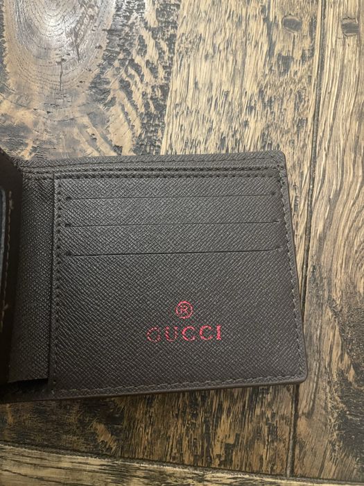 Carteira Gucci GG Supreme com Estampa de Cobra –m