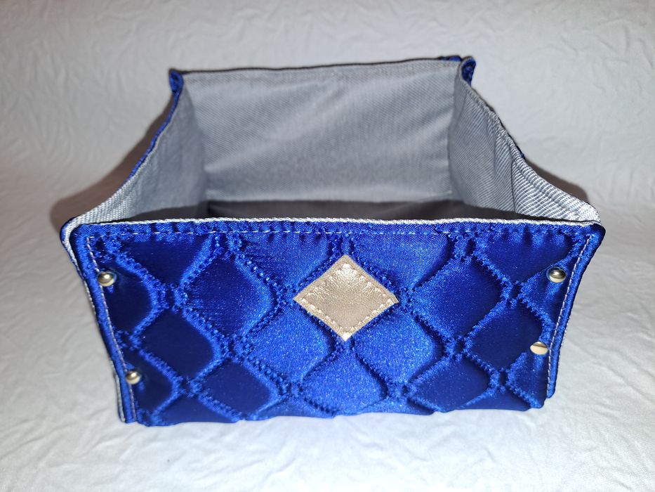 Kosmetyczki, szkatułki