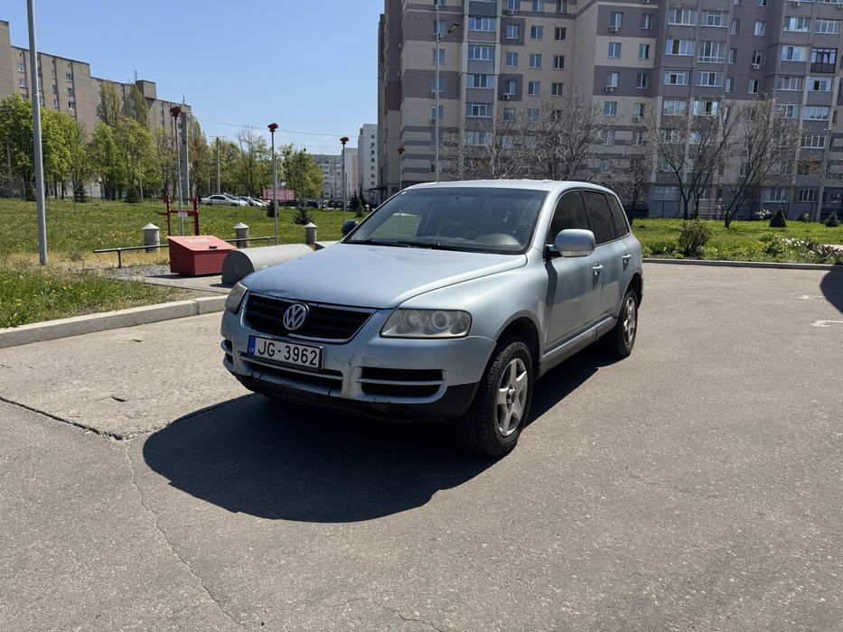 Volkswagen Touareg 2.5 D 4x4