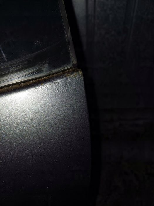 Mercedes W211 Klapa bagażnika tył Kombi 368 Szyba