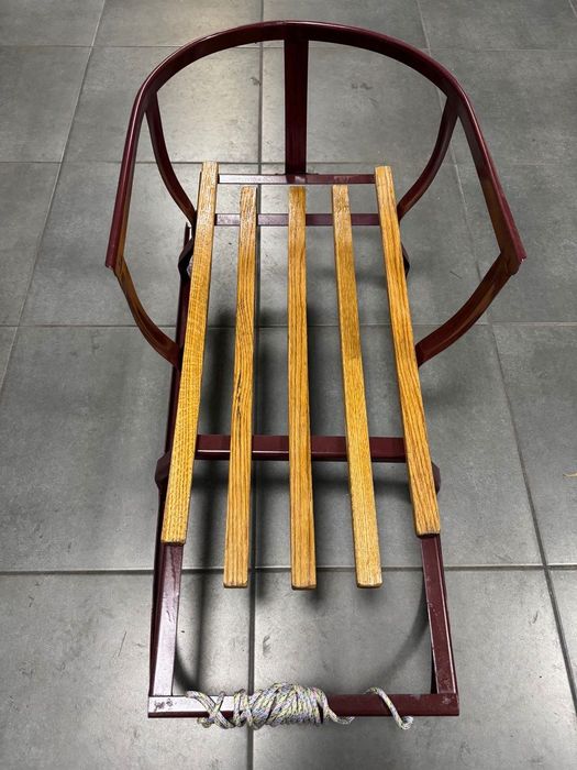 Санки сталеві з дубовими планками + спинка та мотузка