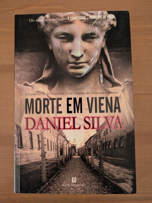 L " Morte em Viena " - Daniel Silva (Ed. Regular/ Optimo Estado)