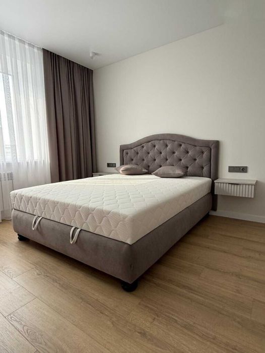 (7) Продаж 1 к. квартири, район Академічний (1143)