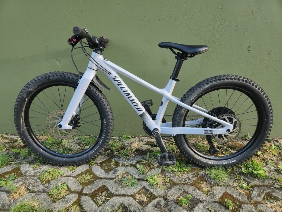 Rower dziecięcy, chłopięcy Specialized 20