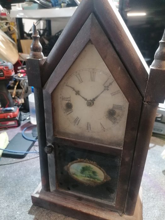 Relógio antigo de parede