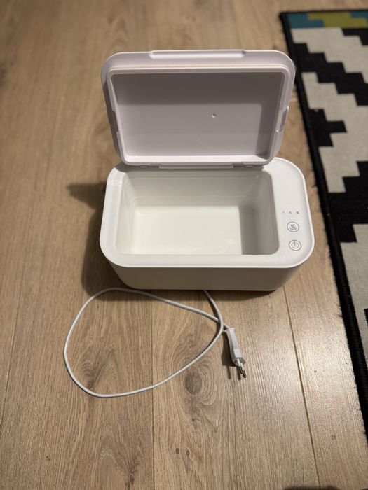 Podgrzewacz do chusteczek neno color