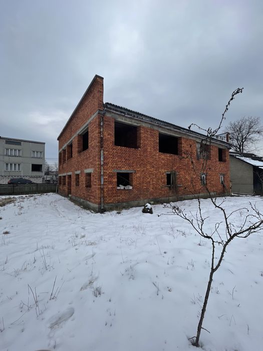 Продається будинок новобудова, перший поверх - жилий