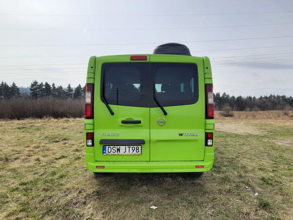 Wynajem Bus 9 osób Extra Long