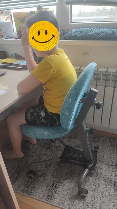 Продам дитяче комп'ютерне крісло