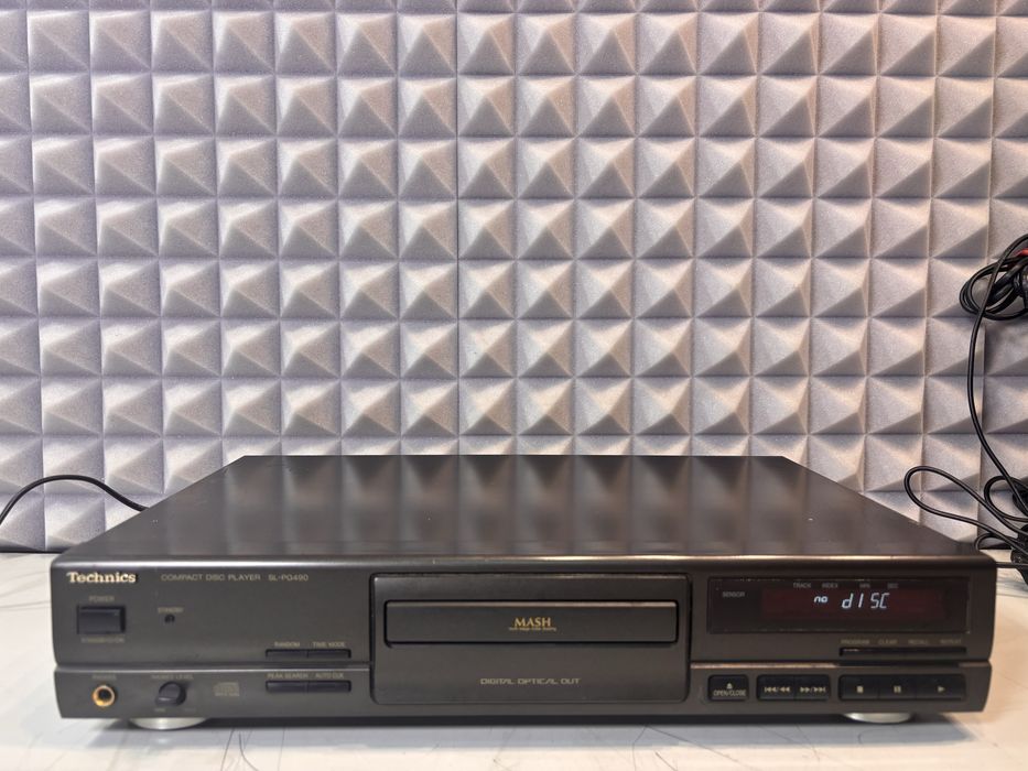 Odtwarzacz CD Technics SL PG 490