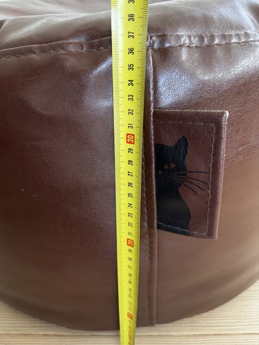 Puff gato preto-castanho