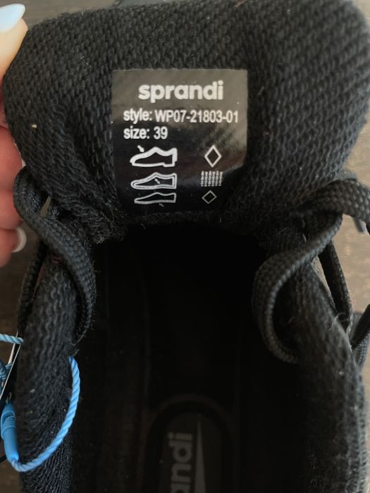 Кросівки Sprandi, 39 розмір, нові