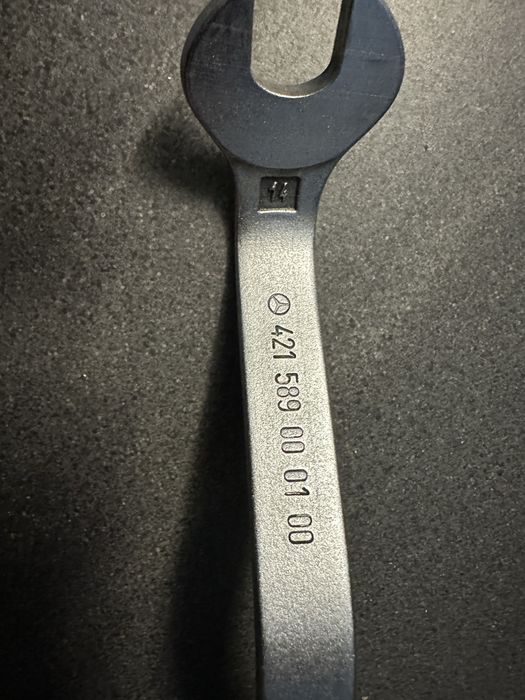 Mercedes Bez stary klucz do regulacji zaworow