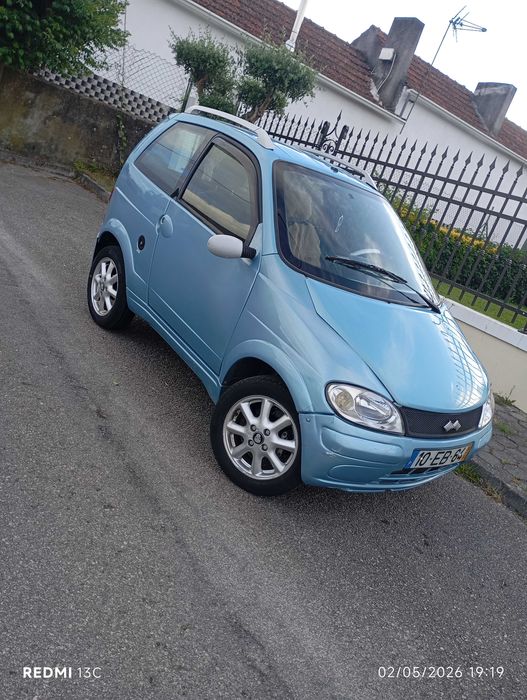 Microcarro em ótimo estado!!!