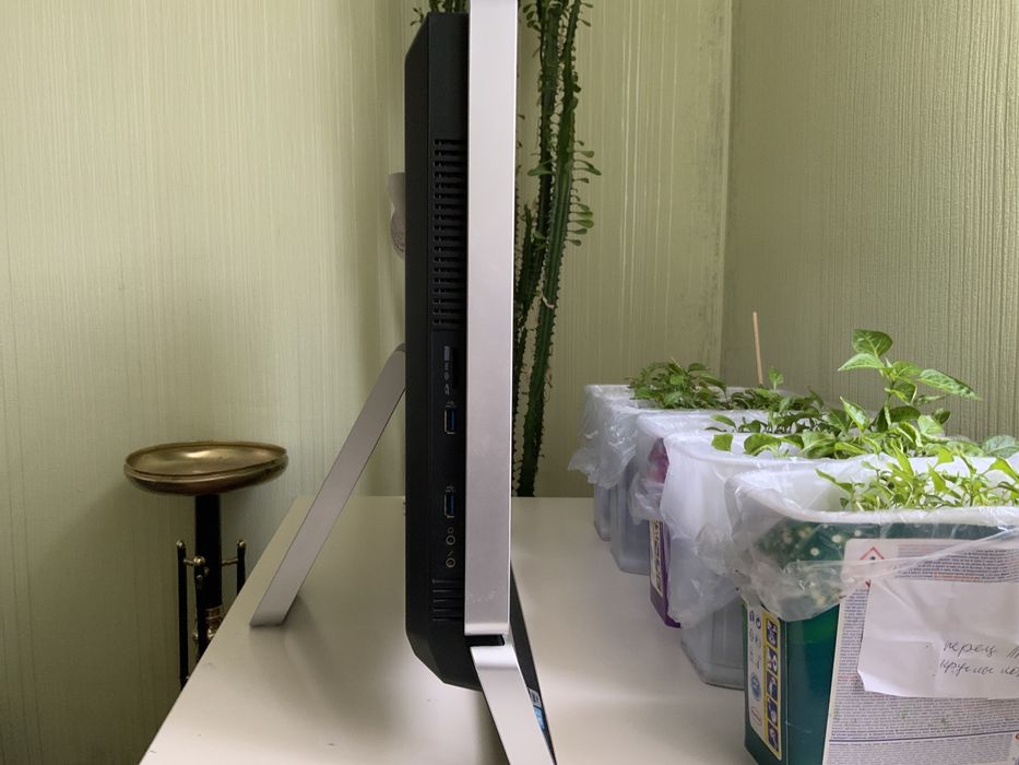 Моноблок Acer Aspire Z5771 (DO.SHMME.003)